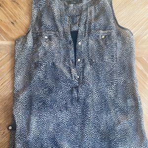 APT 9 SM BLACK AND GRAY WITH PEARL BUTTON DETAILS